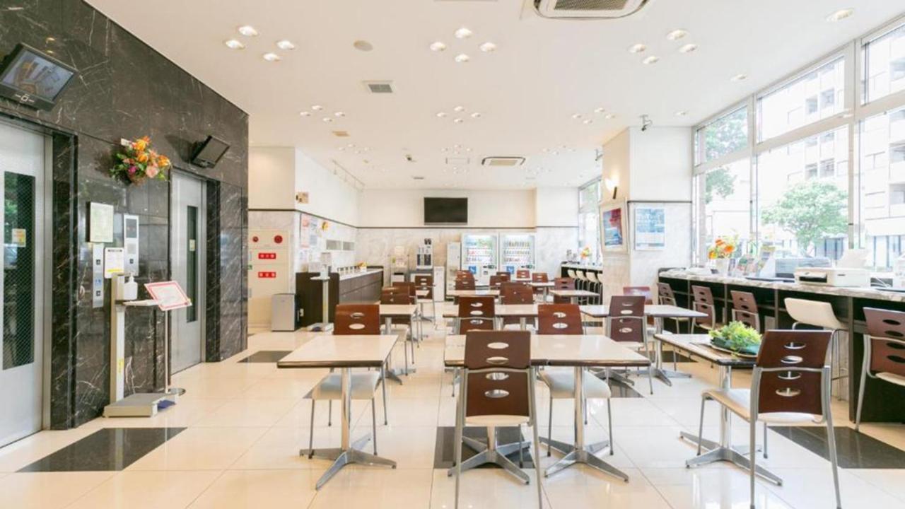 Toyoko Inn Shin-Osaka Chuo-Guchi Shinkan Eksteriør billede