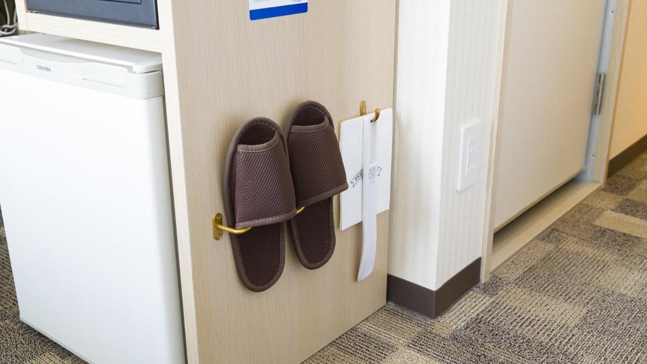 Toyoko Inn Shin-Osaka Chuo-Guchi Shinkan Eksteriør billede