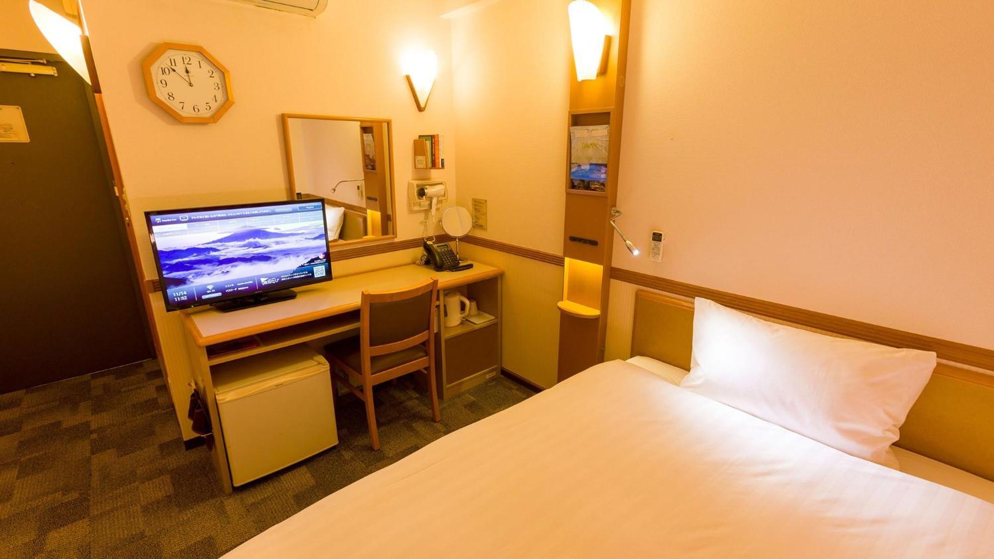 Toyoko Inn Shin-Osaka Chuo-Guchi Shinkan Værelse billede